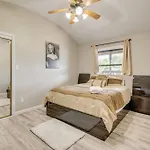 Modern Harveys Lake Apartment With Beach Access!