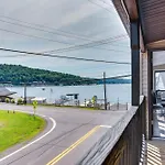 Modern Harveys Lake Apartment With Beach Access!