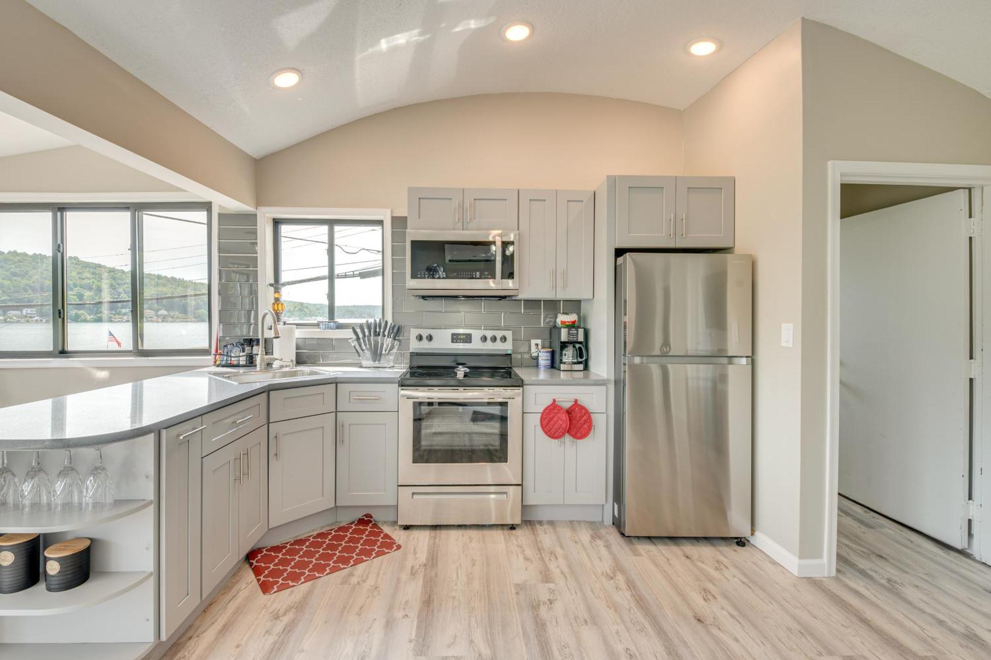 Modern Harveys With Access! *