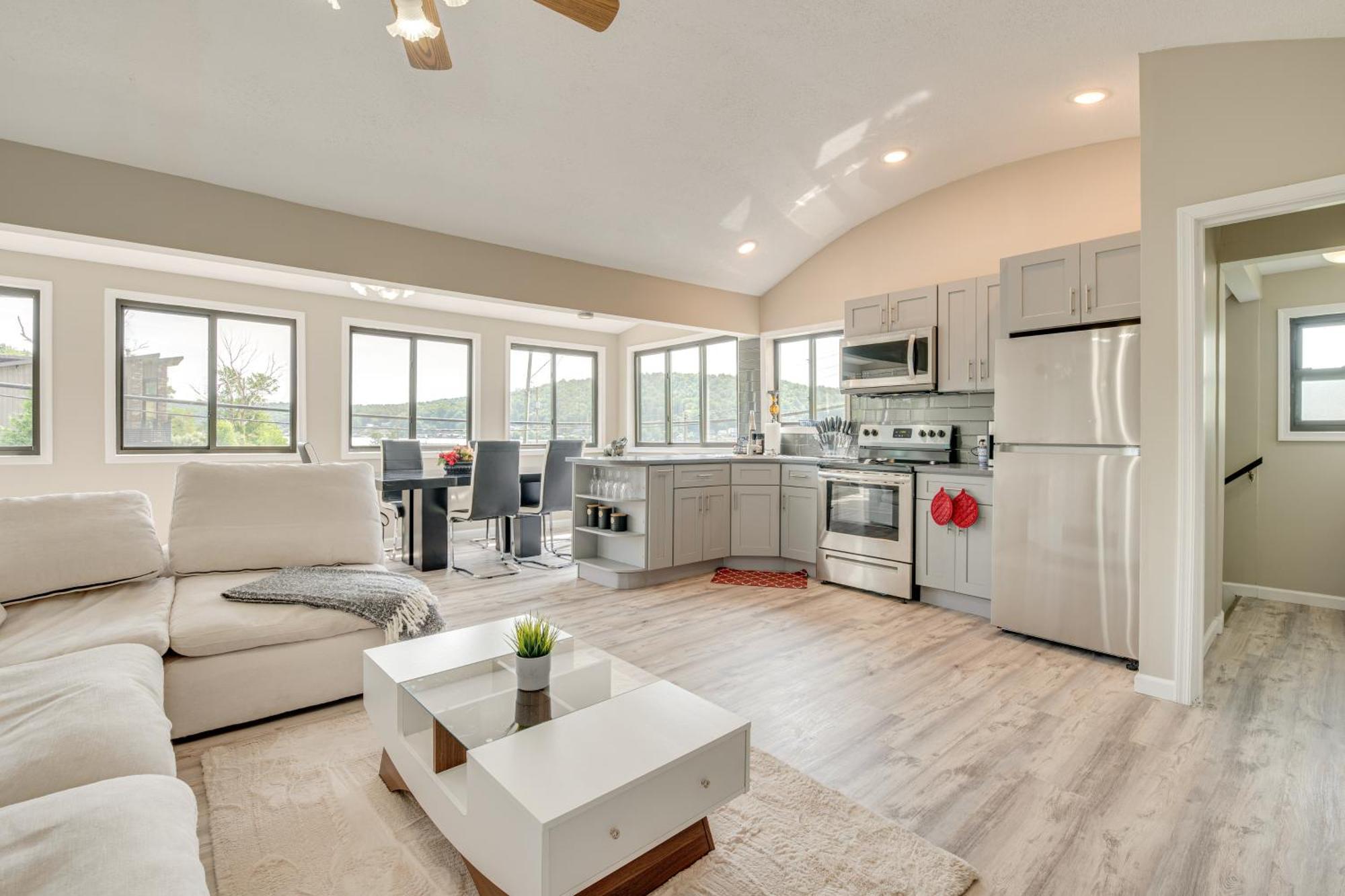 Modern Harveys With Access! Apartment Harveys Lake
